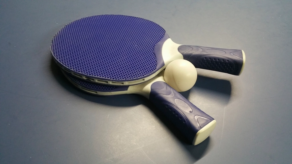 Free table tennis paddle and